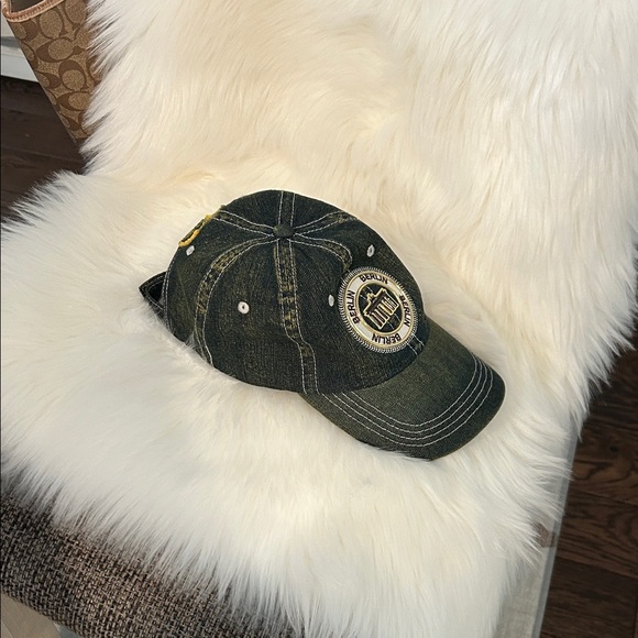 Robin Ruth Black Berlin Cap - Picture 4 of 4